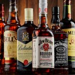 અંજારના વરસાણામાં બાવળની ઝાડીઓમાંથી પોલીસે રૂા. 1,08,900નો શરાબનો જથ્થો જપ્ત કર્યો