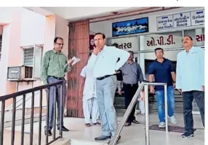 28kutch-bhaskar-pg1-0_3ee39ef0-971d-465f-bb2a-e84bbb77a36e-large