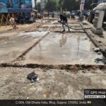 ભુજ નગરપાલિકા દ્વારા રોડ પરના ખાડાઓ પૂરી સમારકામની પૂરજોશમાં ચાલતી કામગીરી