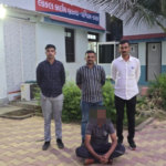 સસ્તુ સોનુ તેમજ બીઝનેસ કરી તેમાંથી નફો મેળવવાની લાલચ આપી રૂા.૨.૦૪ કરોડની ઠગાઇના ગુનામાં અઢી વર્ષથી નાસતા ફરતા આરોપીની ધરપકડ