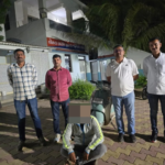 “કુલ્લે રૂ.૫૯,૦૭૦/- ના મુદ્દામાલ સાથે નાઇટ મીલનનો વરલી મટકાનો આંક ફરકનો જુગાર રમાડતા ઇસમને પકડી પાડતી LCB પશ્ચિમ કચ્છ ભુજ”