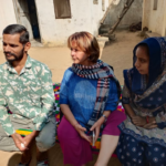 કચ્છી હાથવણાટ કામ લાઈવ જોવા સ્પેનની ગોરી મેમ સિસ્લિવાએ કચ્છની સ્પે .મુલાકાત લીધી