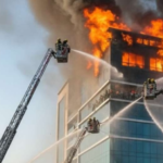 અમદાવાદમાં શિવાલિક’ બિલ્ડિંગમાં વિકરાળ આગ ભભૂકી ઉઠતાં ભારે ધોડદામ મચી