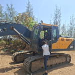 આકસ્મિક તપાસમાં હાર્ડ-મોરમ ખનિજનું ગેરકાયદે ખનન કરતાં એક એસ્કેવેટર મશીન સીઝ કરાયા