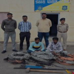 “પાંચ પવનચક્કીઓના કેબલ વાયર ચોરીના ગુનાનો ભેદ ઉકેલી  આરોપીઓને મુદામાલ સાથે પકડી પાડતી કોઠારા પોલીસ”