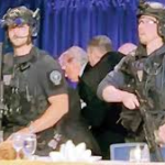 વ્હાઇટ હાઉસ કોરસ્પોન્ડન્ટ ડિનર દરમ્યાન ડોનાલ્ડ ટ્રમ્પ પર ગોળીબાર; આબાદ બચાવ