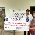 ઓનલાઇન  નાણાકીય છેતરપીંડીનો  ભોગ બનેલા ૩૦ અરજદારોના ખાતામાંથી ગયેલ નાણા રૂ.૨૫,૧૭,૧૩૬/-  અરજદારશ્રીઓના પરત અપાવતી સાયબર સેલ પશ્ચિમ કચ્છ ભુજ