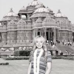 અમેરિકાના રાષ્ટ્રપતિ ડોનાલ્ડ ટ્રમ્પની પુત્રી  ટ્રમ્પ પતિ સાથે ભારત પ્રવાસે, દિલ્હીનું અક્ષરધામ મંદિર જોઈ થઈ મંત્રમુગ્ધ