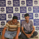 ગાંધીધામમાં જુગારધામ પર પોલીસનો દરોડો :ચાર જુગારીઓ રોકડ 13,700/- રૂપિયાની રોકડ સાથે ઝડપાયા