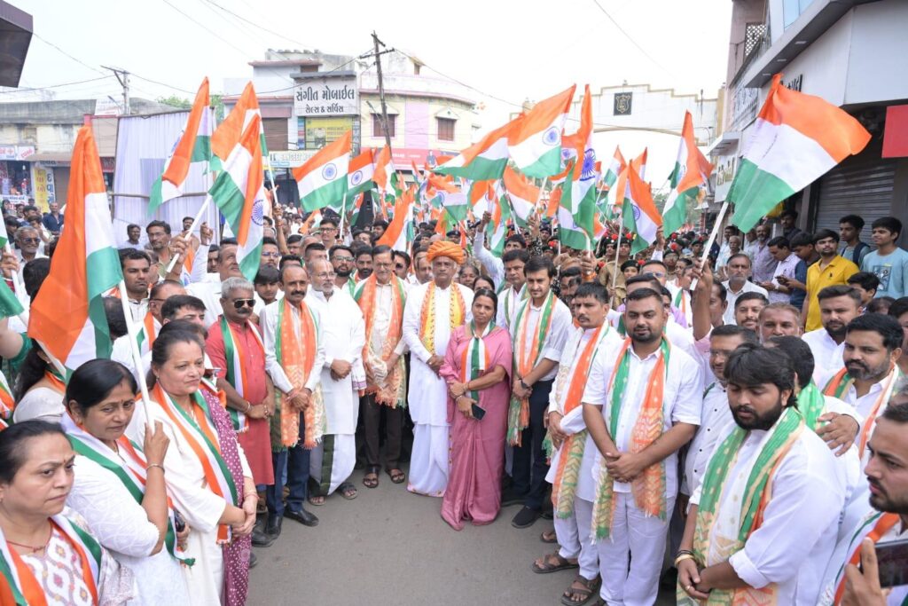 TIRANGA YATRA ANJAR (2)