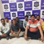 જુગારનો કેશ શોઘી કાઢતી આદિપુર પોલીસ