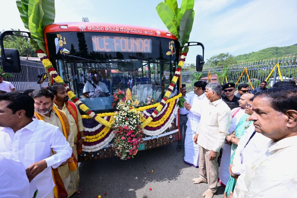 RF Electric Buses Flagoff 3