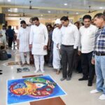 સેવા સંકલ્પ અભિયાન અંતર્ગત માનકૂવા ખાતે રાજ્યમંત્રીશ્રી ત્રિકમભાઈ છાંગાની ગરિમામય ઉપસ્થિતિમાં જિલ્લાકક્ષાની વકતૃત્વ, ચિત્ર અને રંગોળી સ્પર્ધાનો સન્માન સમારોહ યોજાયો