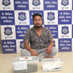 ગેરકાયદેસ૨ નશીલા માદક પદાર્થ ગાંજાના જથ્થા સાથે એક ઇસમને પકડી પાડતી ગાંધીધામ એ-ડિવીઝન પોલીસ