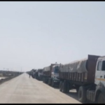 જખૌ બંદર રોડ પર મીઠાં ભરેલાં વાહનોની 4 કિલોમીટર લાંબી કતાર! સ્થાનિક માછીમારોની મુશ્કેલીથી લઈને જીવલેણ અકસ્માતો સુધીના ગંભીર સવાલો